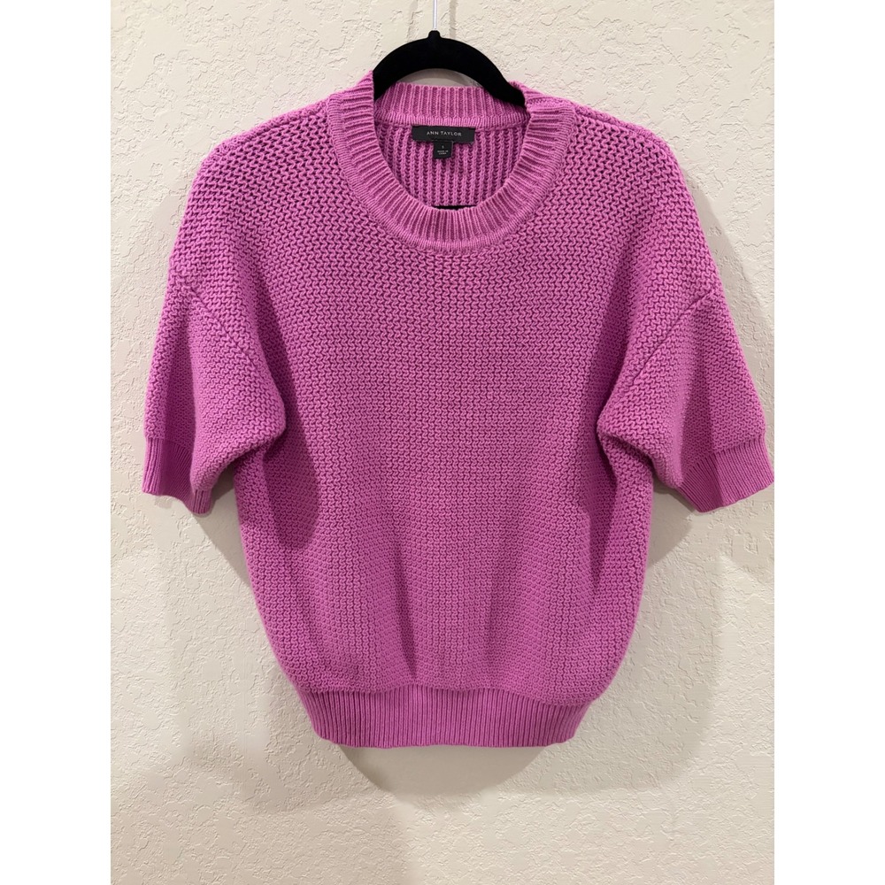 Ann Taylor Women Orchid Pink Textured Knit Short Sleeve Crew Neck Sweater Small